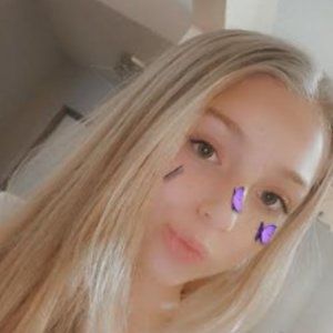 Meet your Posher, Khloe